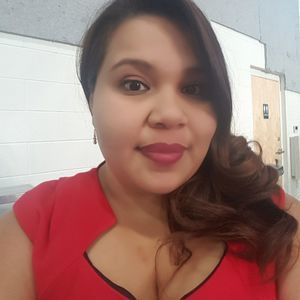 Meet your Posher, Carla